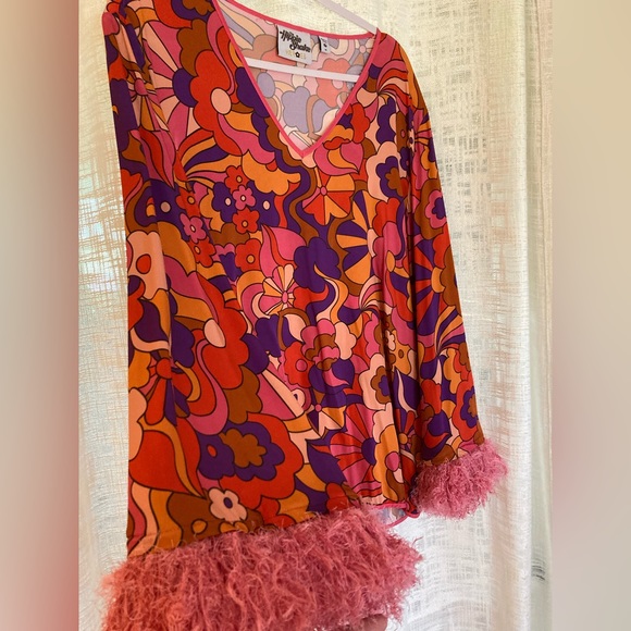 The Hippie Shake Bell Sleeve Retro Top - Picture 2 of 5